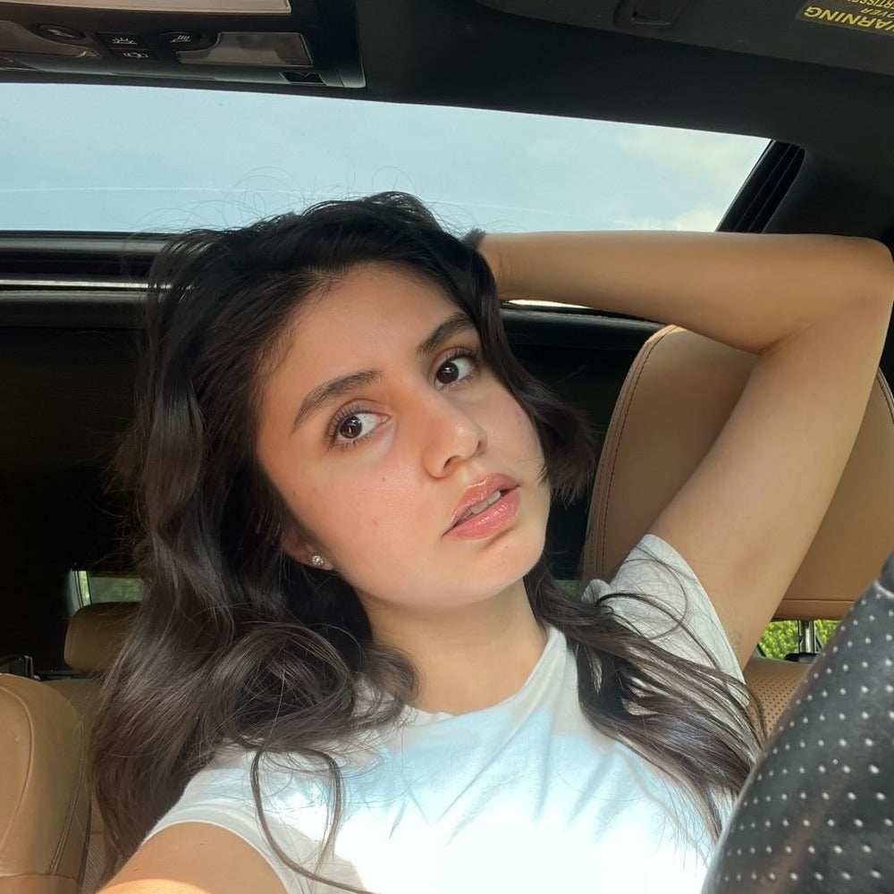 zinniaarivera profile photo for their Fullice creator collection